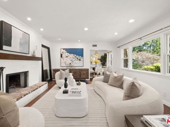 4911 Ben Avenue, Valley Village CA 91607