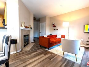 4600 Don Lorenzo Drive 4, Los Angeles CA 90008
