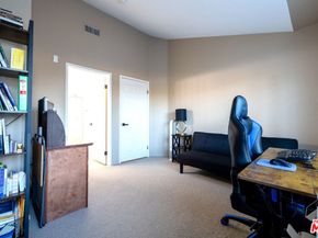 4600 Don Lorenzo Drive 4, Los Angeles CA 90008