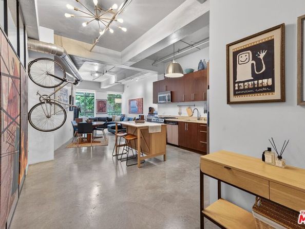 849 S Broadway 203, Los Angeles CA 90014