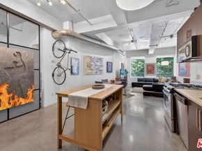 849 S Broadway 203, Los Angeles CA 90014