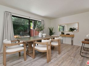 22522 Avenue San Luis, Woodland Hills CA 91364