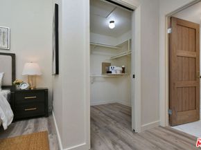 22522 Avenue San Luis, Woodland Hills CA 91364