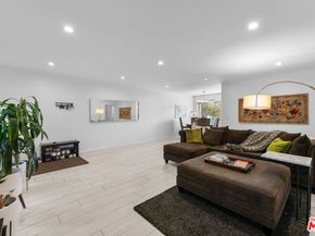 2002 4th Street 102, Santa Monica CA 90405