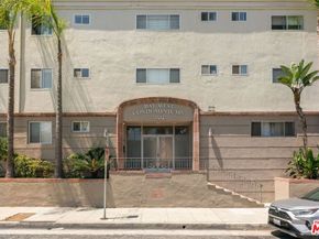 2002 4th Street 102, Santa Monica CA 90405