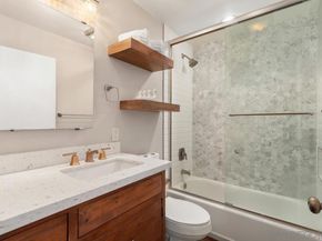 4090 Fanuel St 2A, San Diego CA 92109