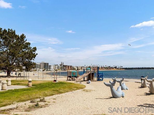 4090 Fanuel St 2A, San Diego CA 92109
