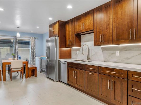 4341 Loma Riviera Ct, San Diego CA 92110