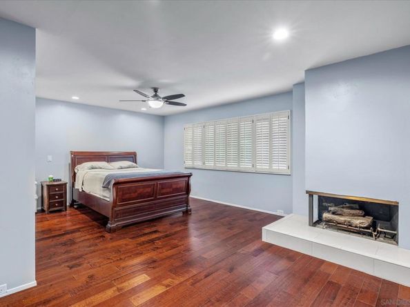 4341 Loma Riviera Ct, San Diego CA 92110