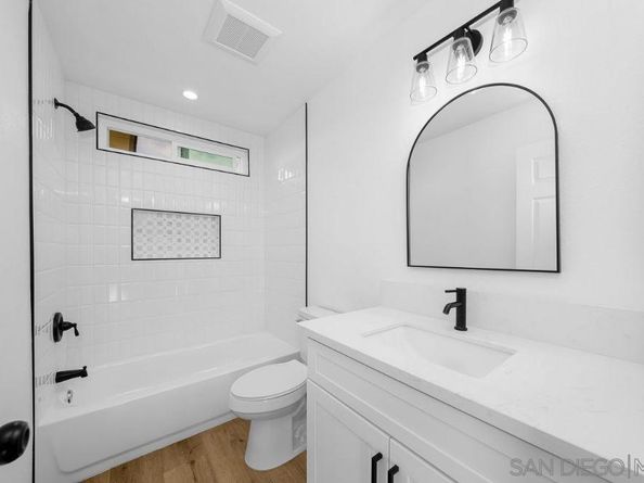 1020 Portola Ave, Spring Valley CA 91977