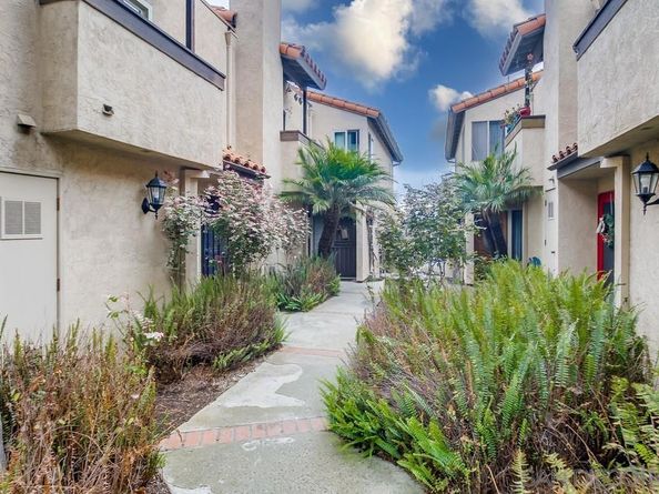 3784 33rd St. 9, San Diego CA 92104
