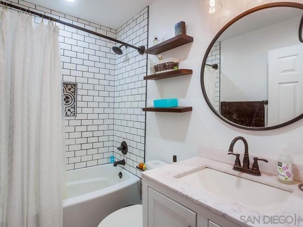 4600 Lamont Street 212, San Diego CA 92109