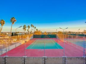 4600 Lamont Street 212, San Diego CA 92109