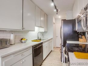 4600 Lamont Street 212, San Diego CA 92109