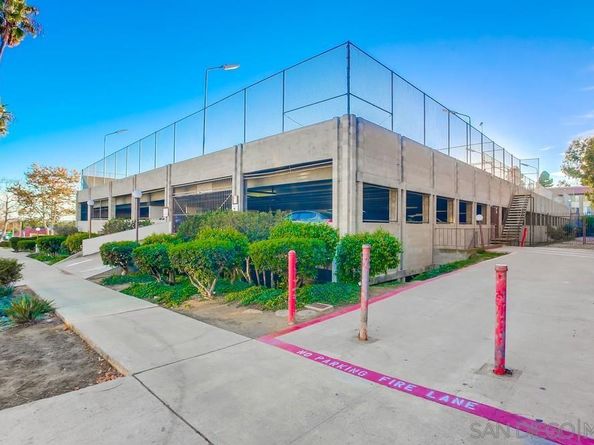 4600 Lamont Street 212, San Diego CA 92109