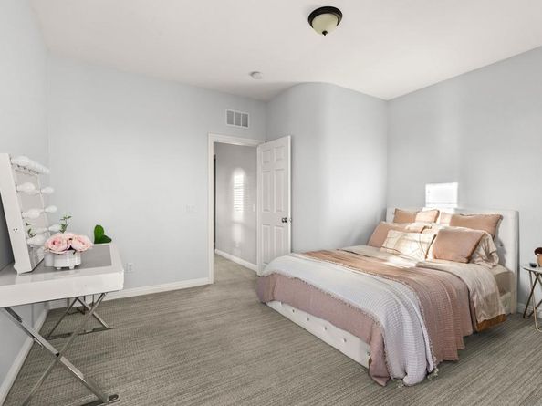 15678 New Park Terrace, San Diego CA 92127