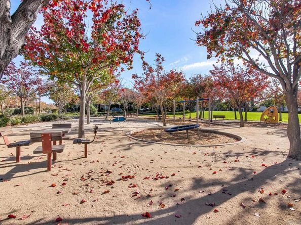 15678 New Park Terrace, San Diego CA 92127