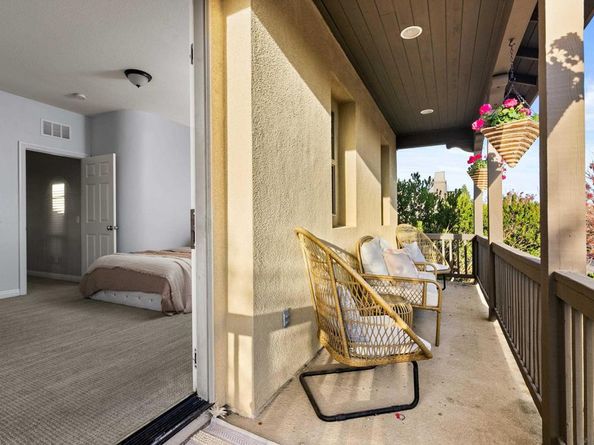 15678 New Park Terrace, San Diego CA 92127