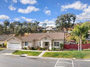 1505 Knoll Park Gln, Escondido CA 92029