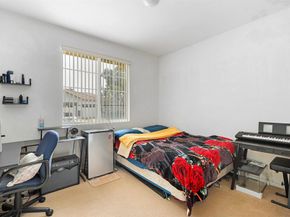 1505 Knoll Park Gln, Escondido CA 92029