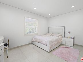 2137 Kerwood Avenue, Los Angeles CA 90025