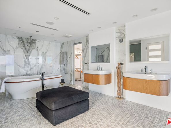 19640 Pacific Coast Highway, Malibu CA 90265