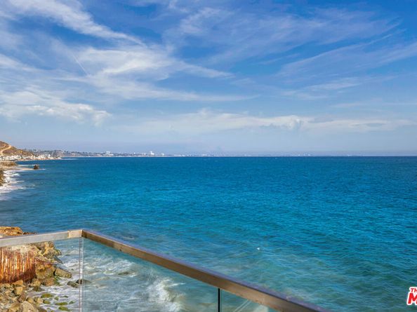 19640 Pacific Coast Highway, Malibu CA 90265