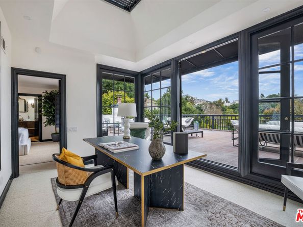 10981 Bellagio Road, Los Angeles CA 90077