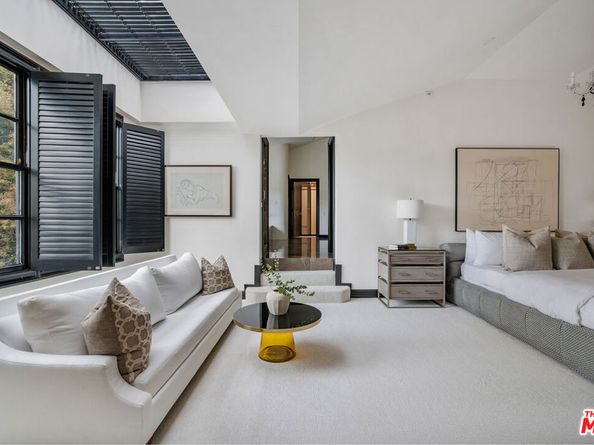 10981 Bellagio Road, Los Angeles CA 90077