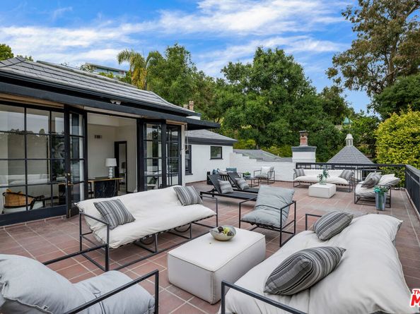 10981 Bellagio Road, Los Angeles CA 90077