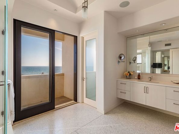 22368 Pacific Coast Highway, Malibu CA 90265