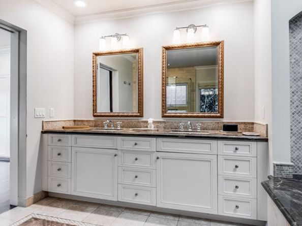 10339 Whipple Street, Toluca Lake CA 91602