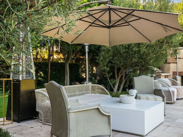 10339 Whipple Street, Toluca Lake CA 91602