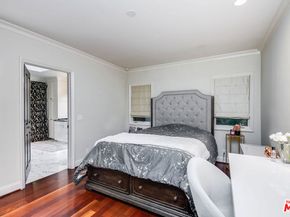 10339 Whipple Street, Toluca Lake CA 91602