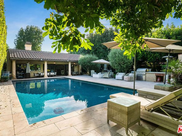 10339 Whipple Street, Toluca Lake CA 91602