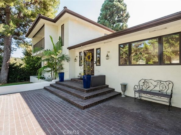 3025 Country Club, Glendale CA 91208