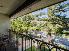 3025 Country Club, Glendale CA 91208