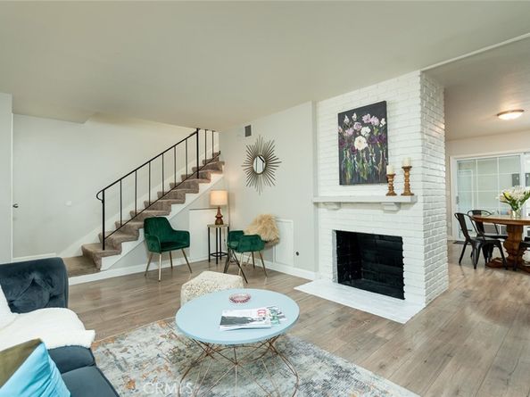 20718 Devonshire Street C, Chatsworth CA 91311