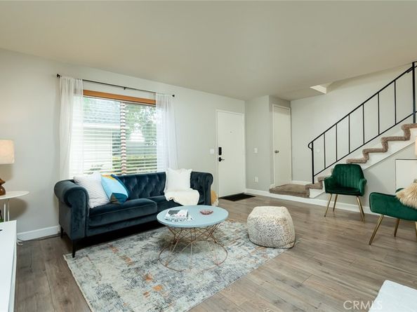 20718 Devonshire Street C, Chatsworth CA 91311