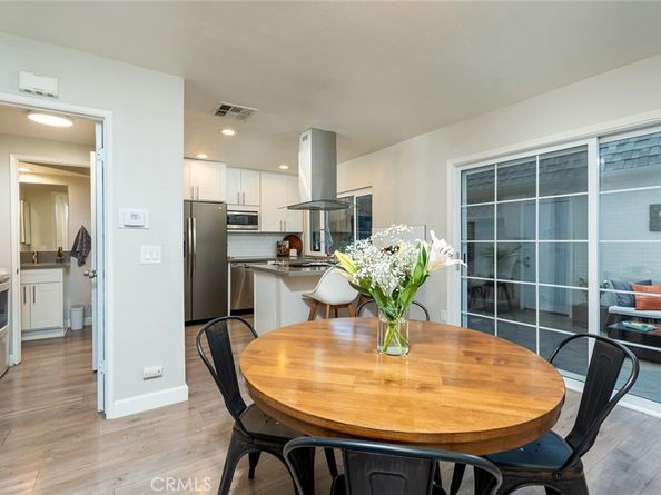 20718 Devonshire Street C, Chatsworth CA 91311