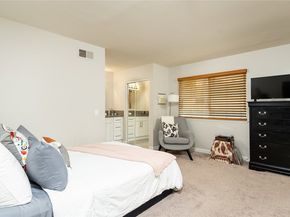 20718 Devonshire Street C, Chatsworth CA 91311