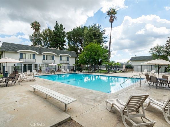 20718 Devonshire Street C, Chatsworth CA 91311