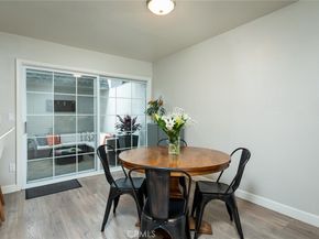 20718 Devonshire Street C, Chatsworth CA 91311