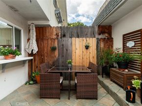 20718 Devonshire Street C, Chatsworth CA 91311