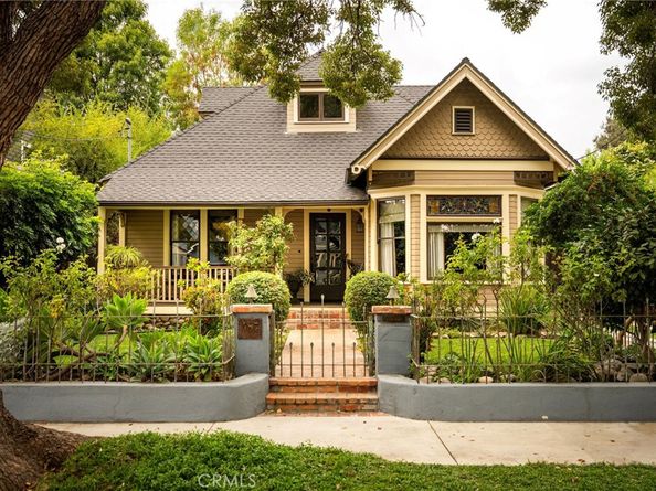 587 N Raymond, Pasadena CA 91103