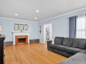 1046 E Grinnell Drive, Burbank CA 91501