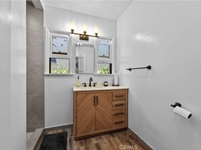 1046 E Grinnell Drive, Burbank CA 91501