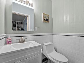 1046 E Grinnell Drive, Burbank CA 91501