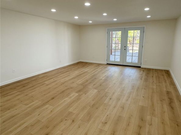 11753 Blythe Street, North Hollywood CA 91605