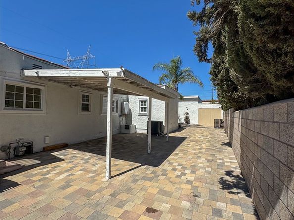 11753 Blythe Street, North Hollywood CA 91605